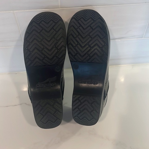 DANSKO Women’s Professional Clogs - Picture 5 of 8
